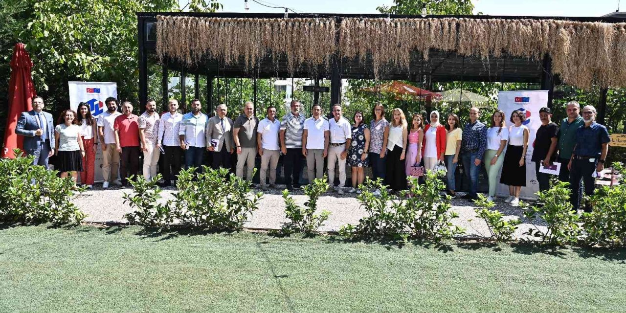 DTO’nun desteğiyle Almanya’daki fuara katılan tekstil firmaları itibar sağladı