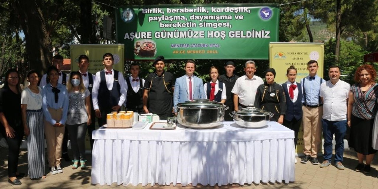 Muğla İl Milli Eğitim Müdürlüğü’nden aşure hayrı