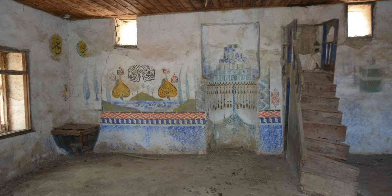 Bu görüntüler Milli Mücadele Kahramanı Demirci Efe’nin kemiklerini sızlatır