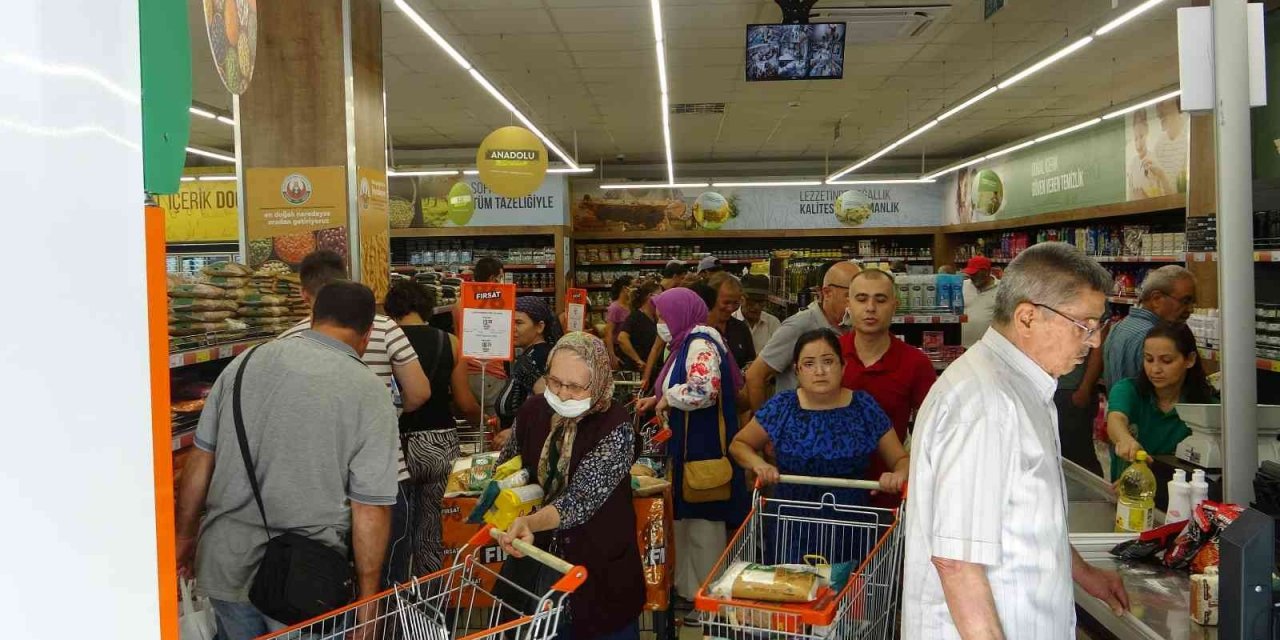 Muğla’daki Tarım Kredi Kooperatifi marketlerinde indirim yoğunluğu