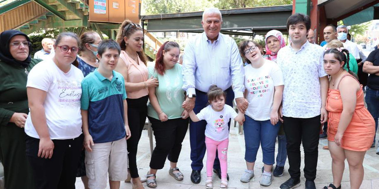 Başkan Atay aşure hayrına katıldı