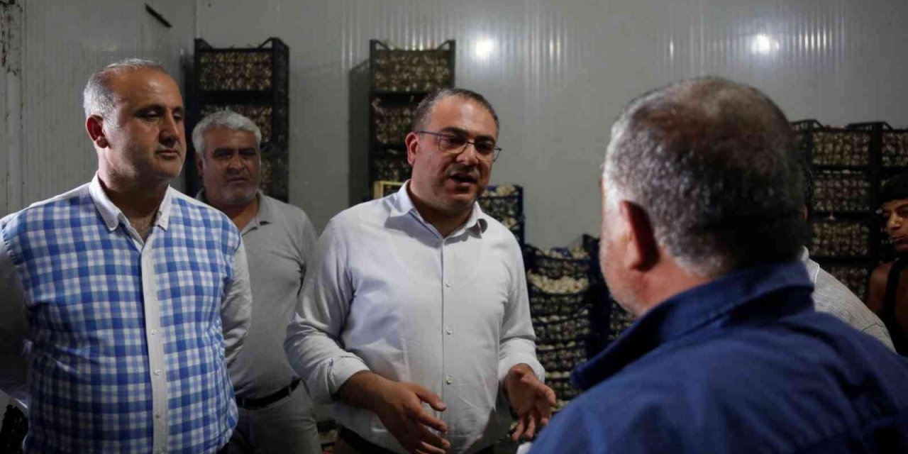 Aydın Büyükşehir Belediyesi Başkanvekili Karakoz, Acarlar Hali esnafı ile görüştü