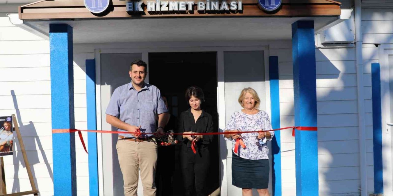 Didimli genç ressamın eserleri sanatseverler ile buluştu