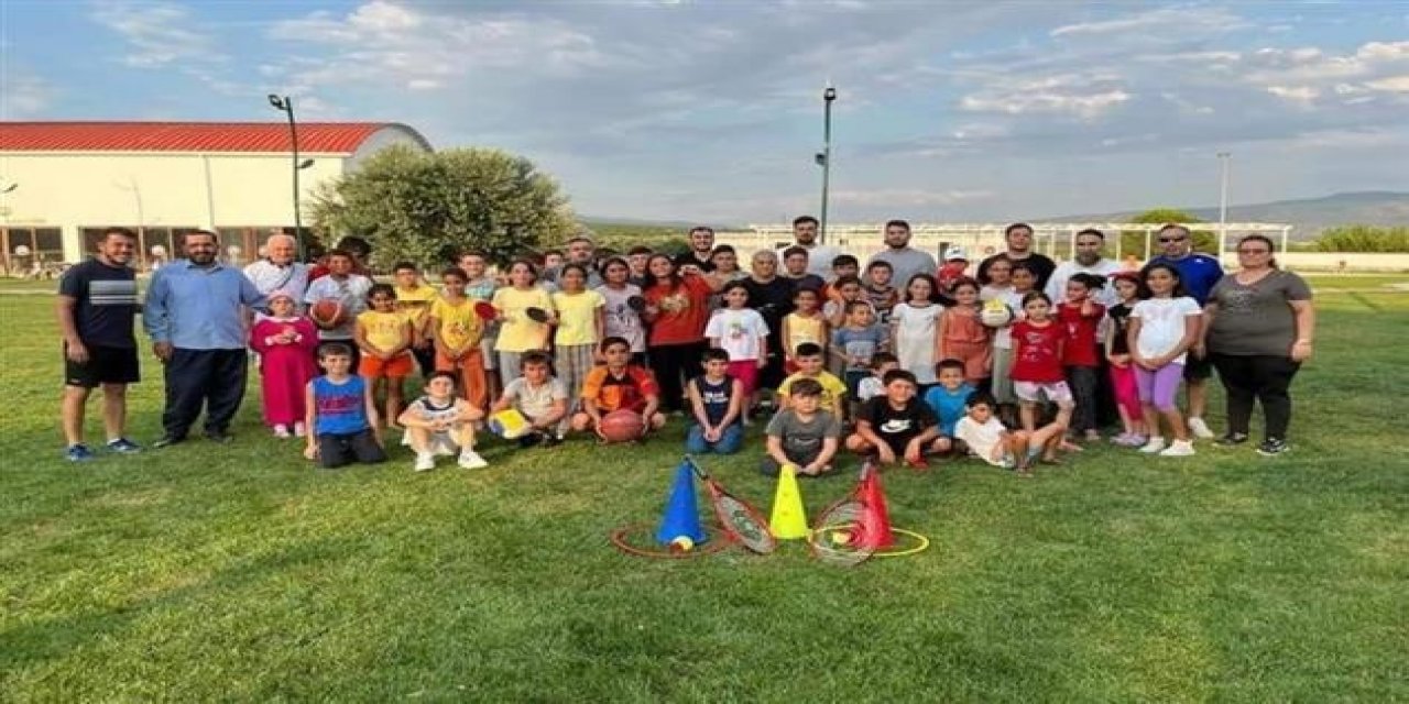 Kuyucaklı öğrenciler hem Kur’an öğreniyor hem de spor yapıyor