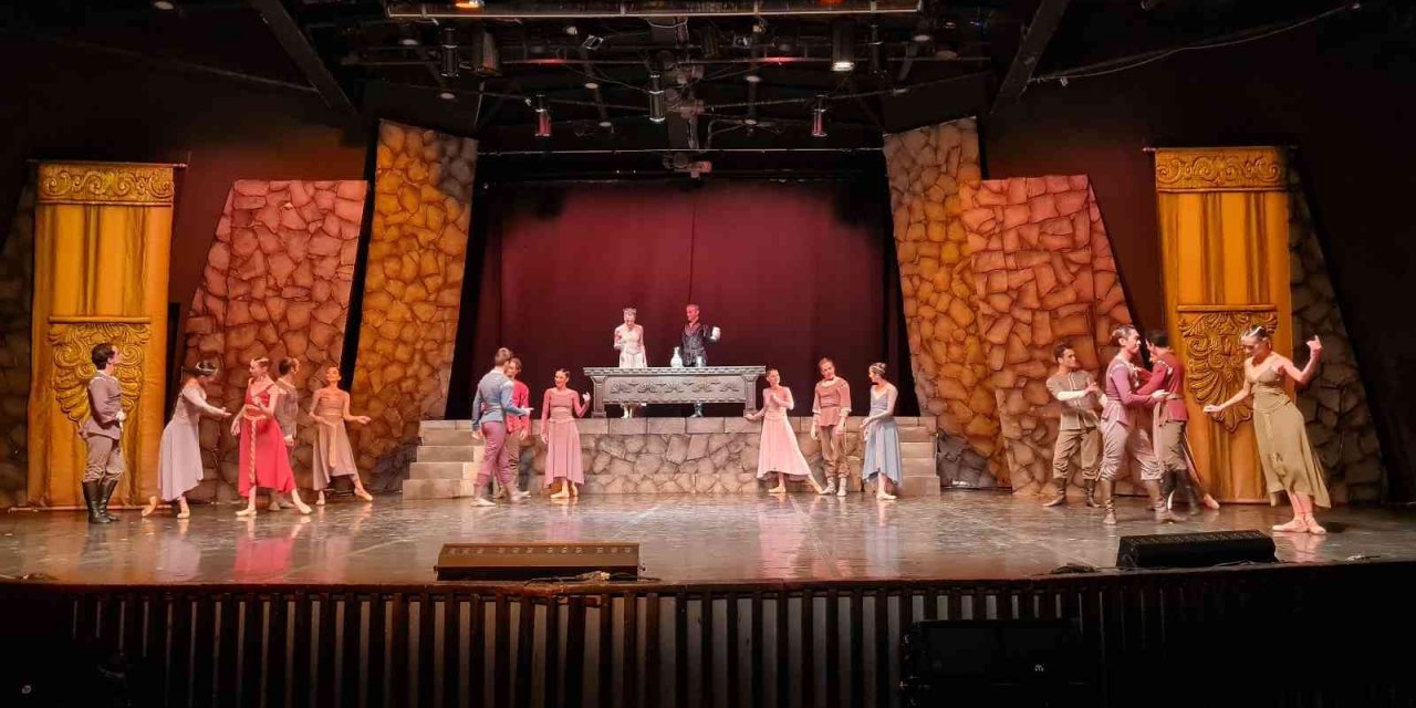 Festivalde ‘Hamlet’ gecesi