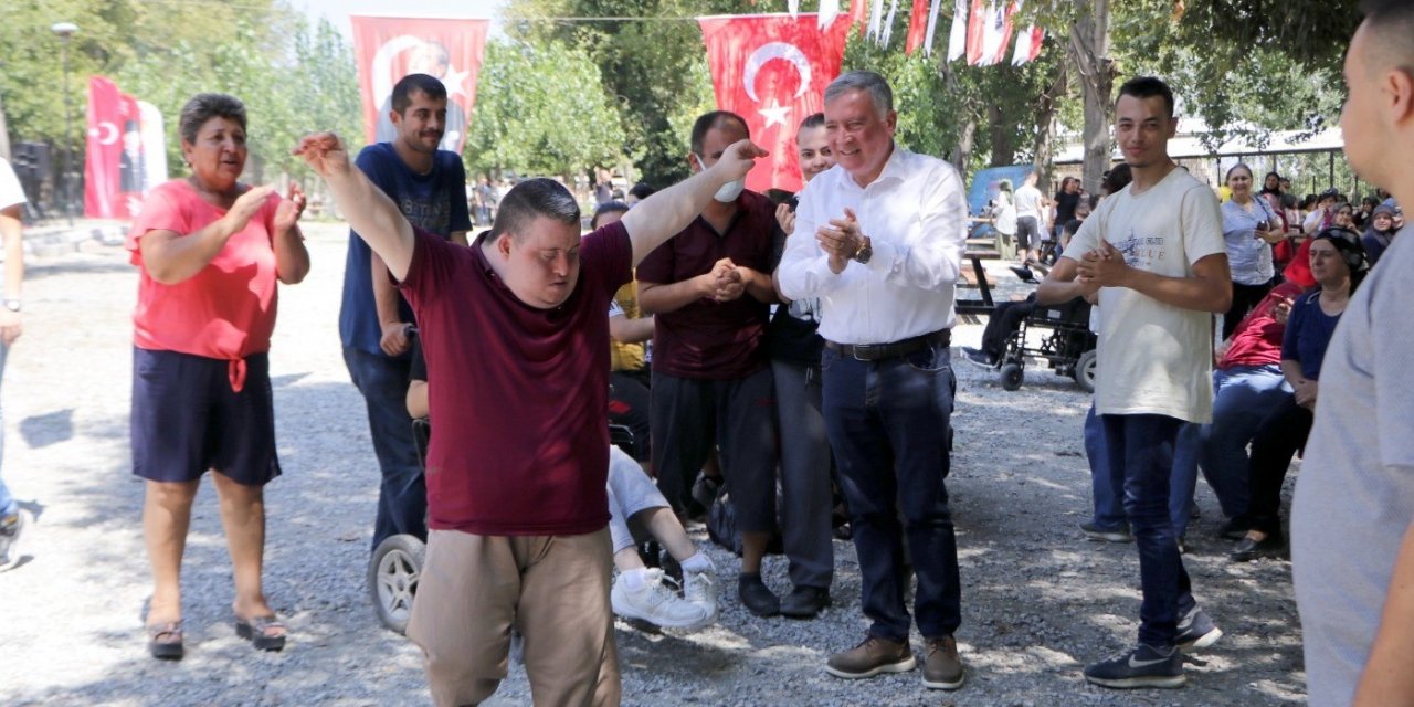 Honaz Belediyesi’nden engelsiz yaşam etkinliği
