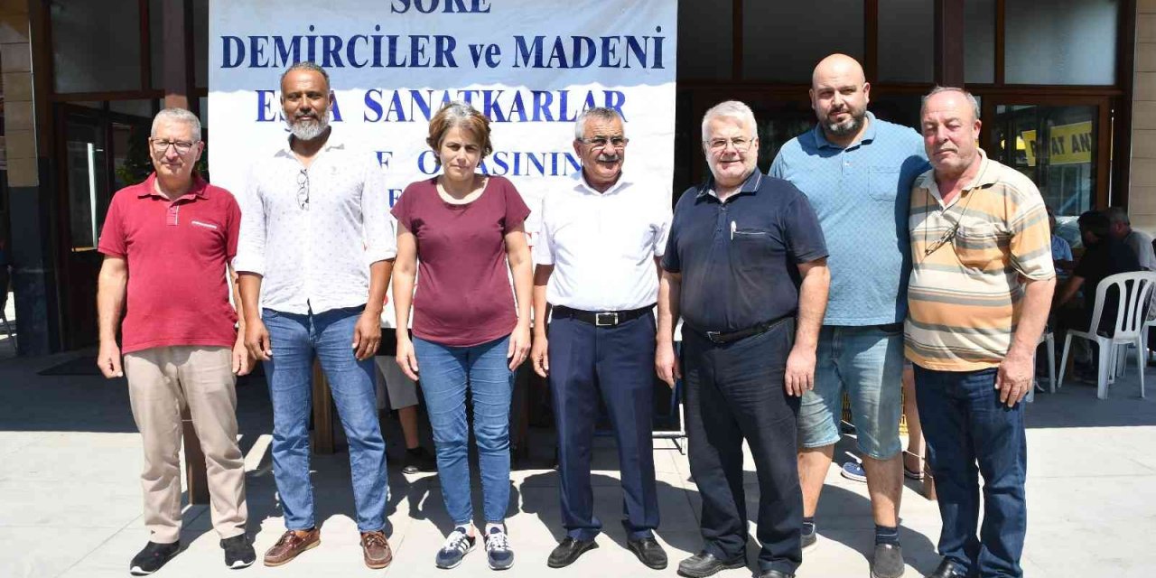 Söke Demirciler Odası aşure ve tavuklu pilav geleneğini bozmadı