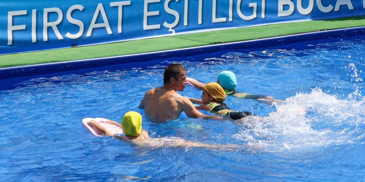 Buca’da portatif havuzlara büyük ilgi