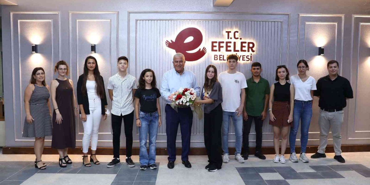 Başkan Atay, EFESEM Akademi öğrencilerini ağırladı