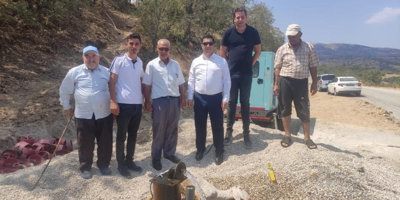 Su sıkıntısı yaşayan mahalle için sondaj vuruldu