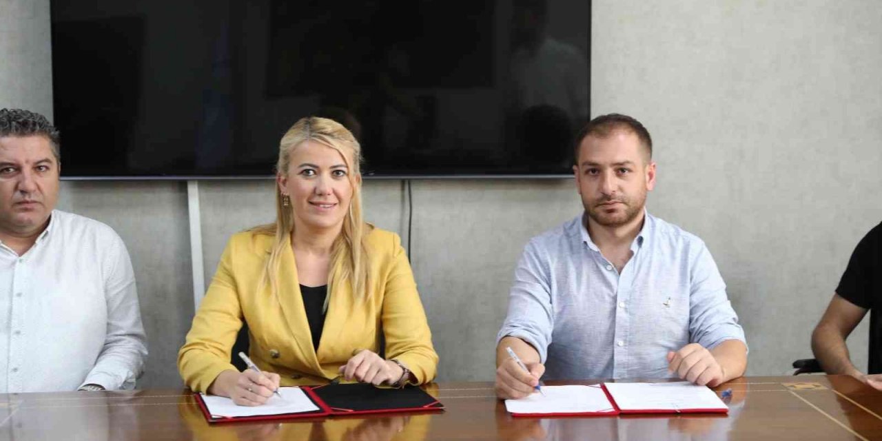 Pamukkale’de üst yapı çalışmaları için imzalar atıldı