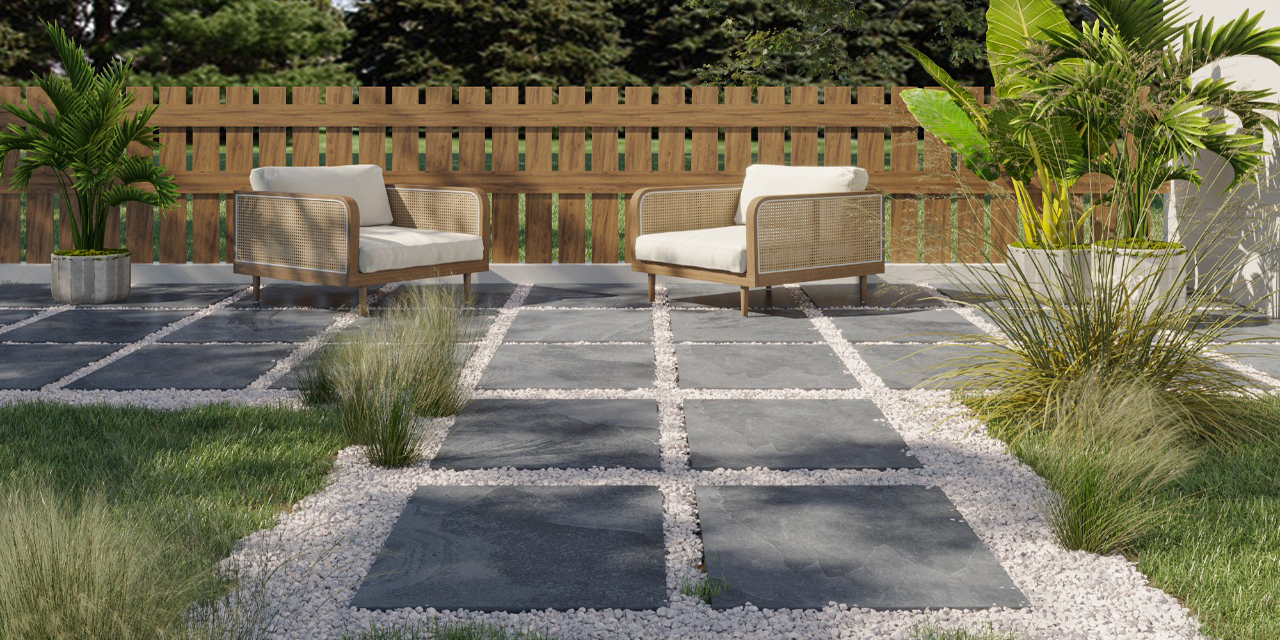 Bahçeler QUA Granite’in Vitoria Anthracite ürünü ile yenileniyor