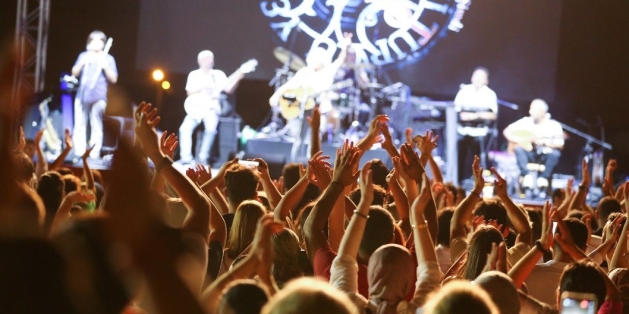 Merkezefendi gençlik festivali coşkuyla başladı