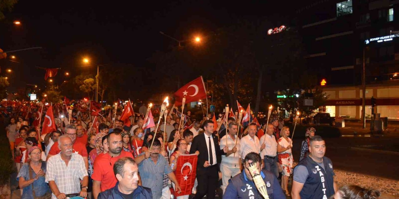 Didim Belediyesi 30 Ağustos’u yürüyüş ve etkinliklerle kutladı