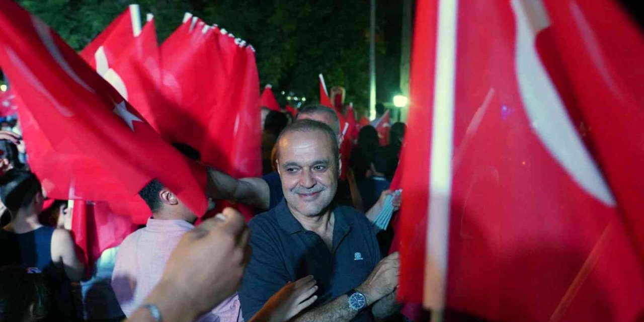 Ortaca’da zafer coşkusu gece de devam etti