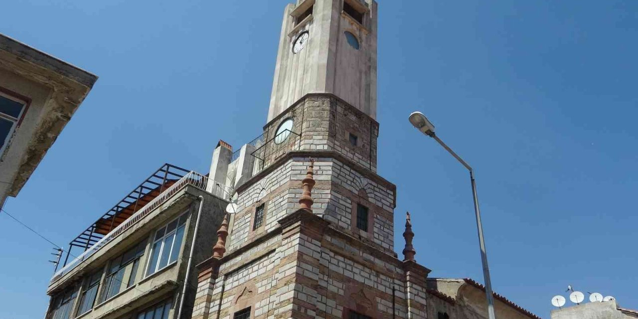 137 yıllık saatli kule ilk günkü özelliğini koruyor