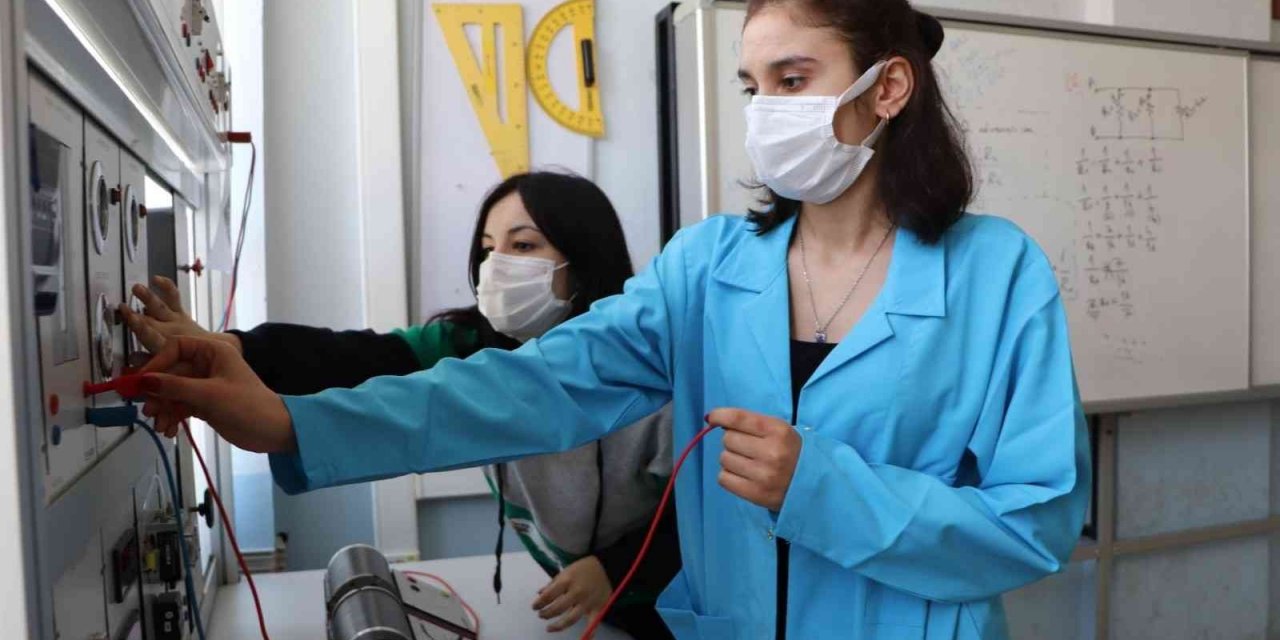 Mesleki Eğitim Merkezlerine ilgi artıyor