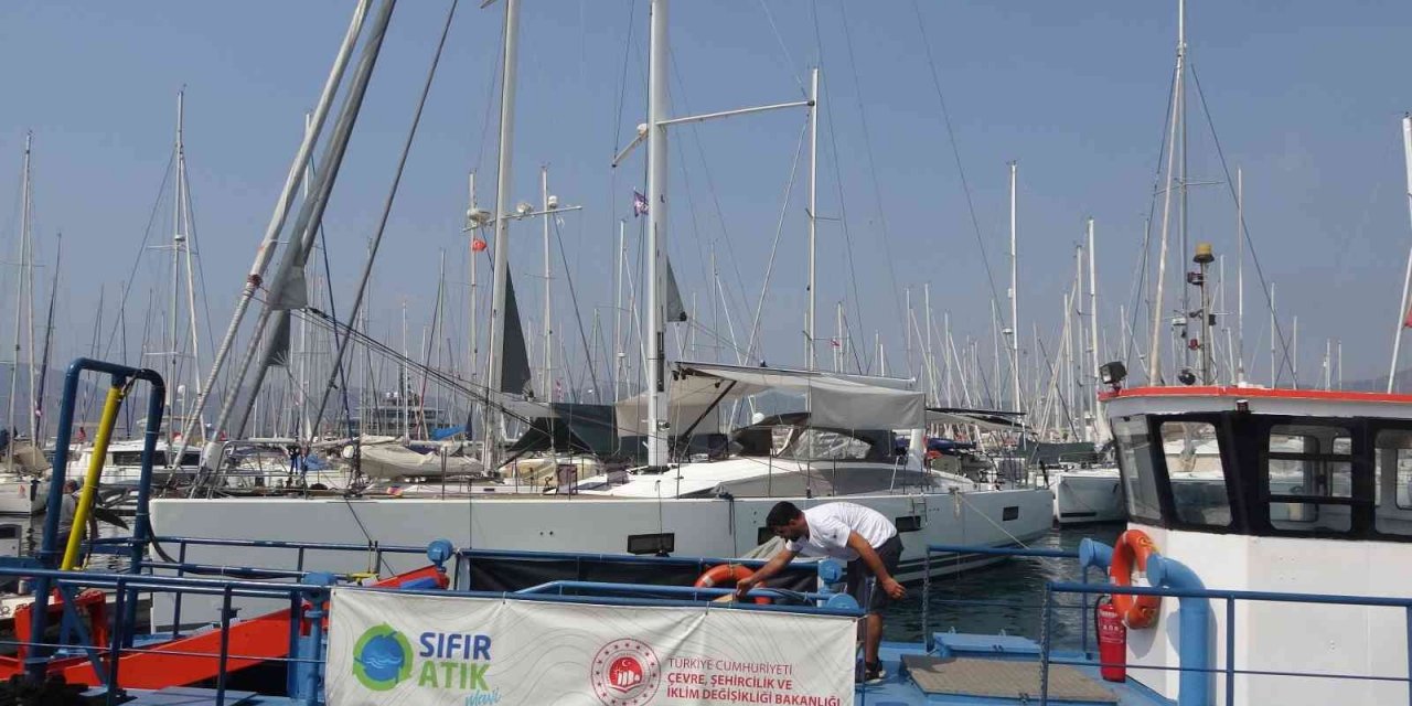 Deniz süpürgeleri 45 günde 5 tondan fazla çöp temizledi