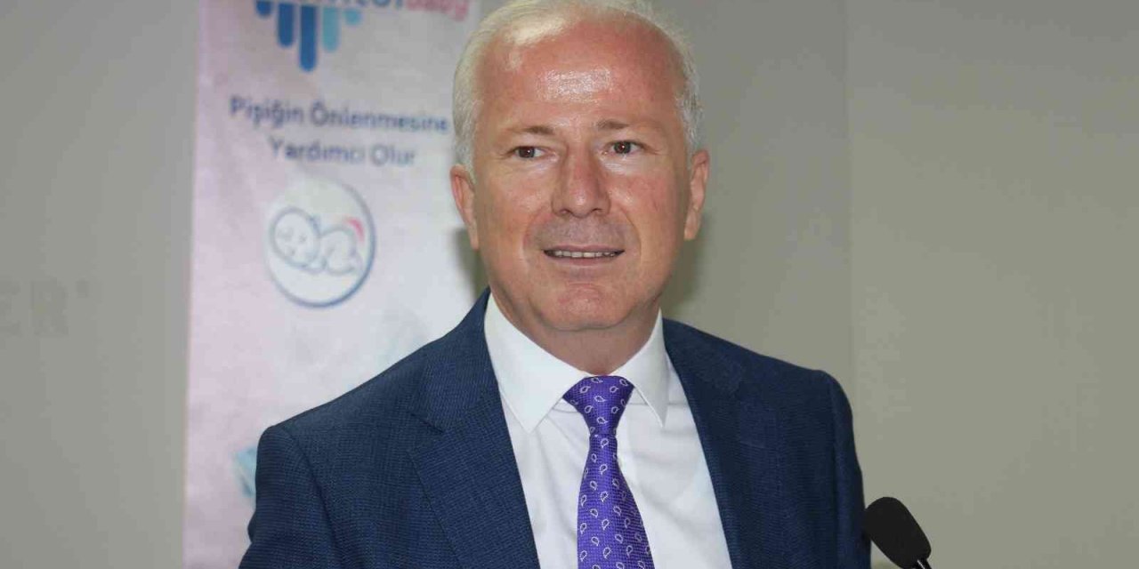 "Eczacıya hak ettiği değer verilmelidir"