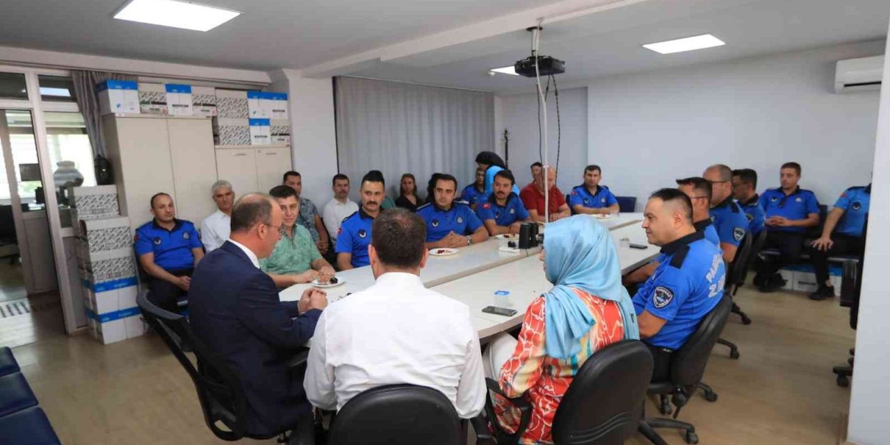 Başkan Örki, zabıtalarla bir araya geldi