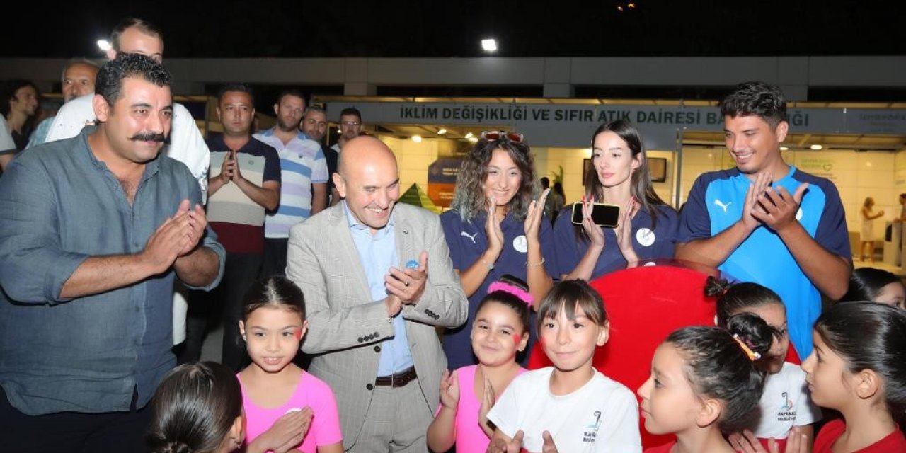 İzmir Fuarı’nda Bayraklı rüzgarı