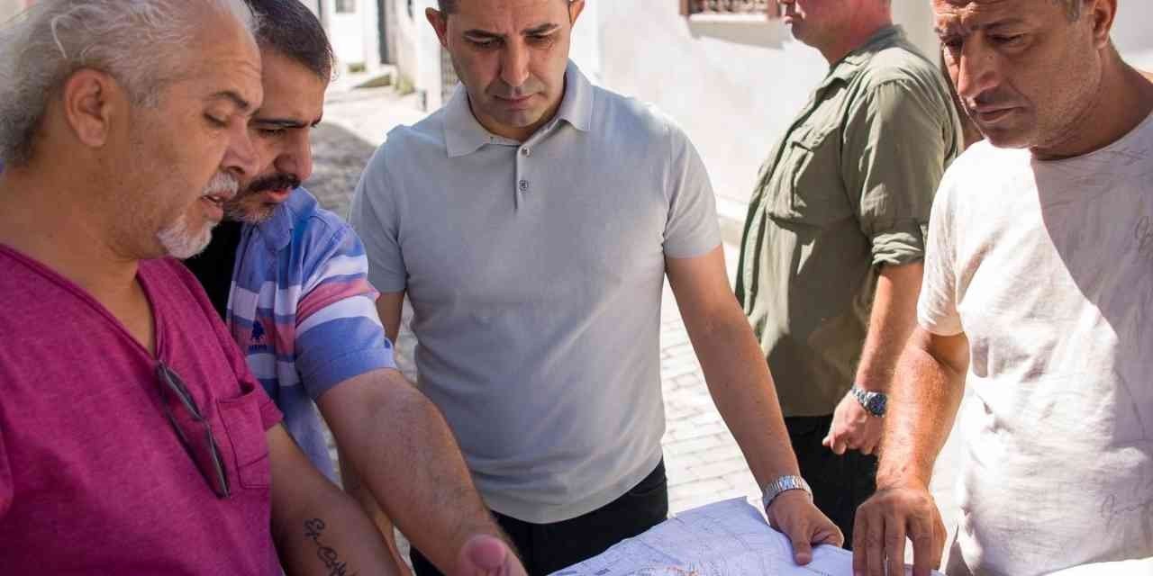 Başkan Ömer Günel ’Eski Kuşadası’nda incelemelerde bulundu