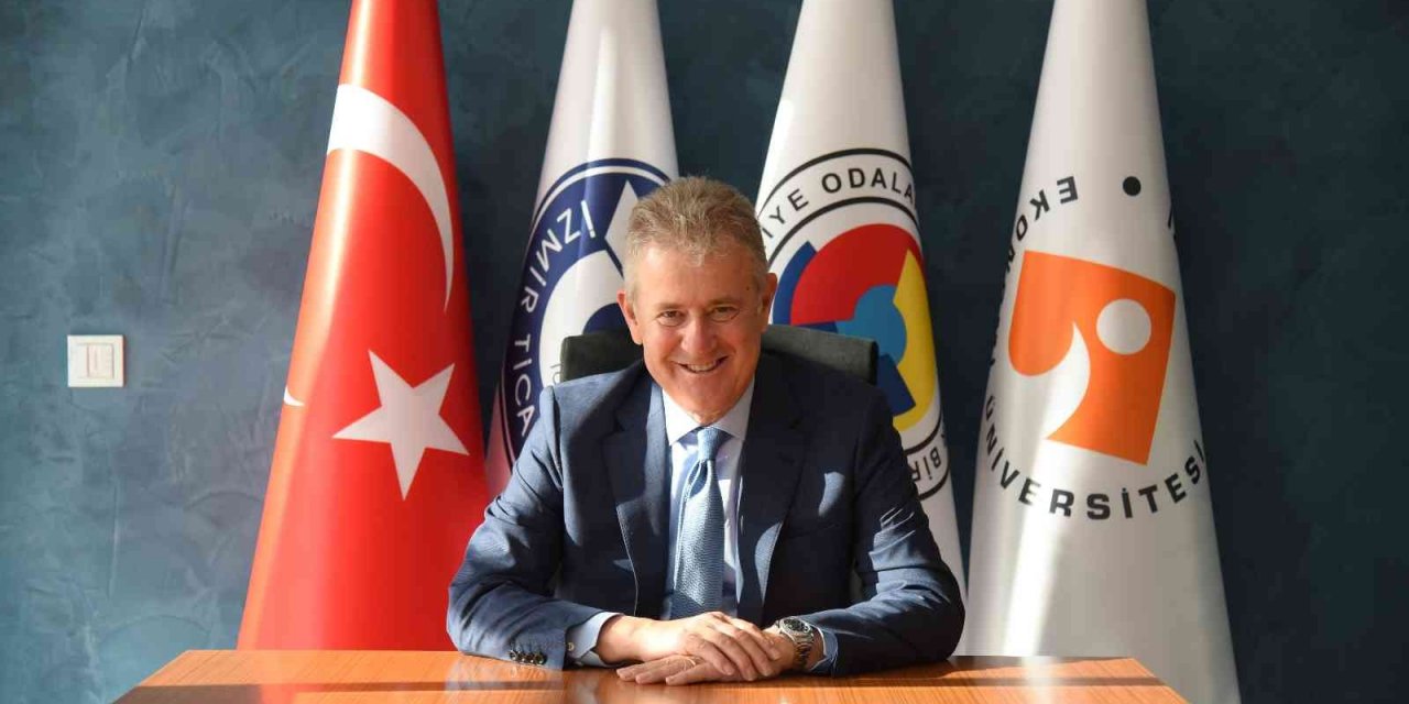 Özgener: "Bizlere düşen, tarihten aldığımız güçle daha çok çalışmak"