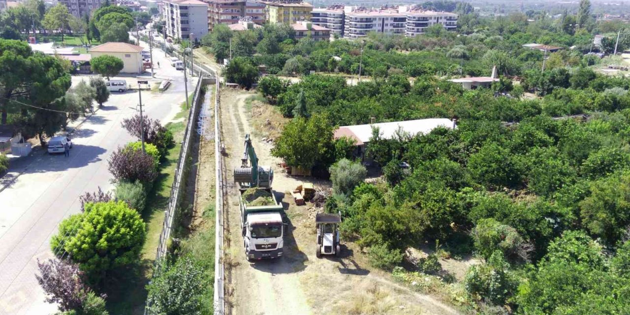 Kuyucak’ta dereler kışa hazırlandı
