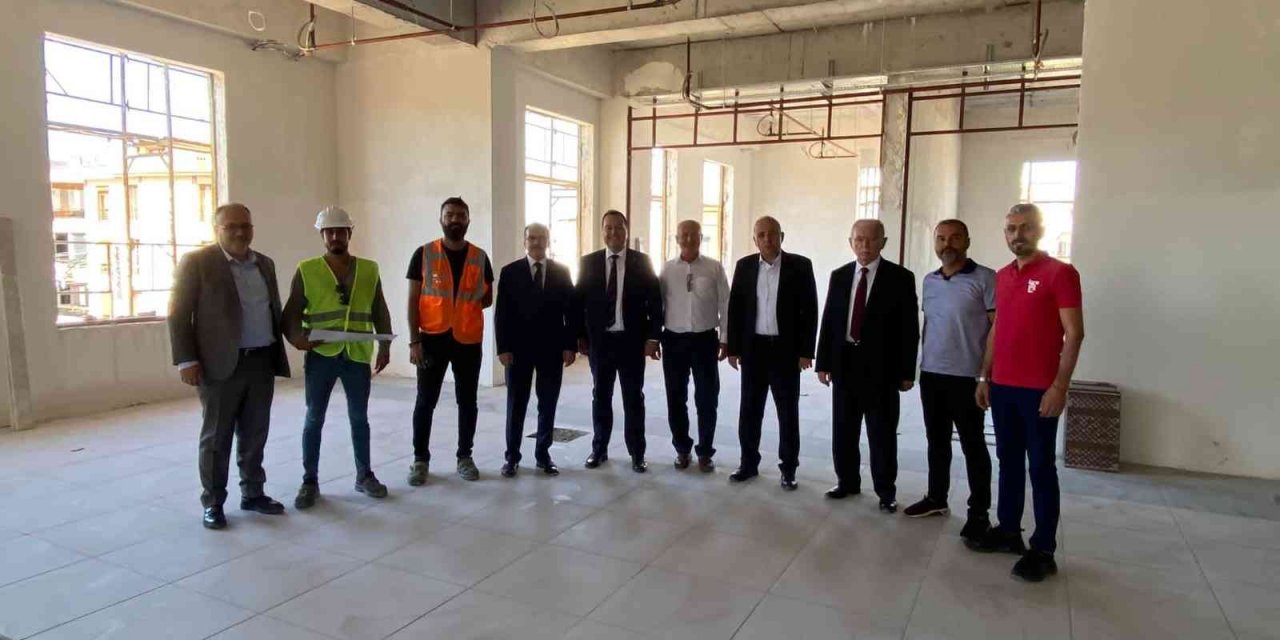 AK Parti’li Aydemir Akhisar ve Kırkağaç’ta yatırımları inceledi