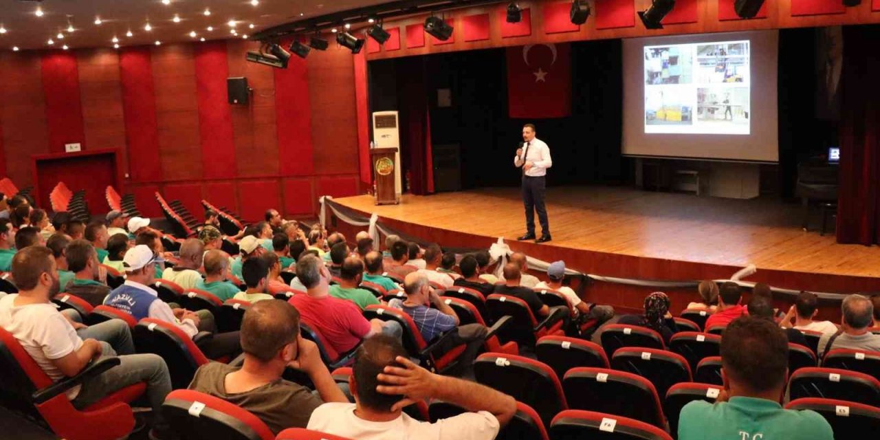 Nazilli Belediyesi personellerine iş sağlığı ve güvenliği eğitimi verildi