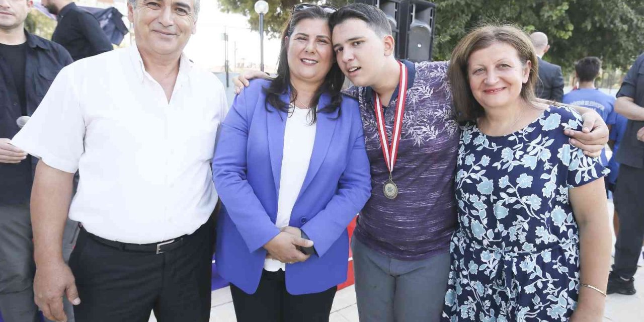 Aydın Büyükşehir Belediyesi otizmli çocukların yanında