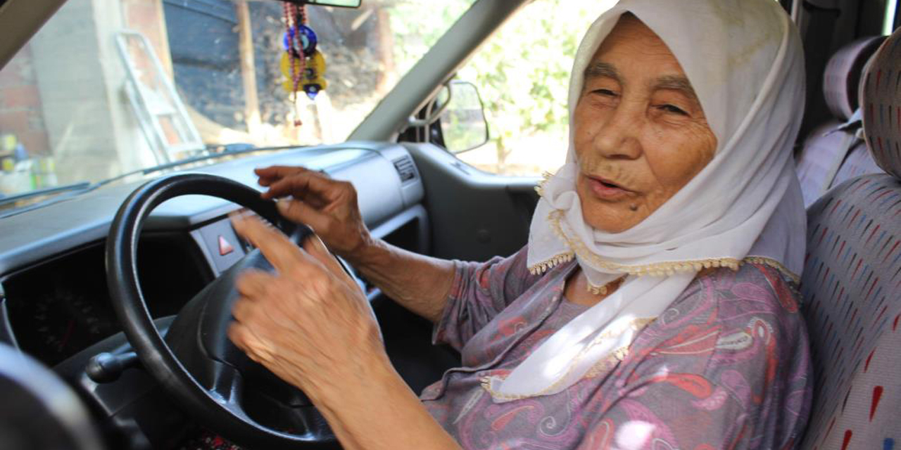 Almancı Saliha Teyze’den gurbetçilere nasihat: “Hatamı 84 yaşında fark ettim”
