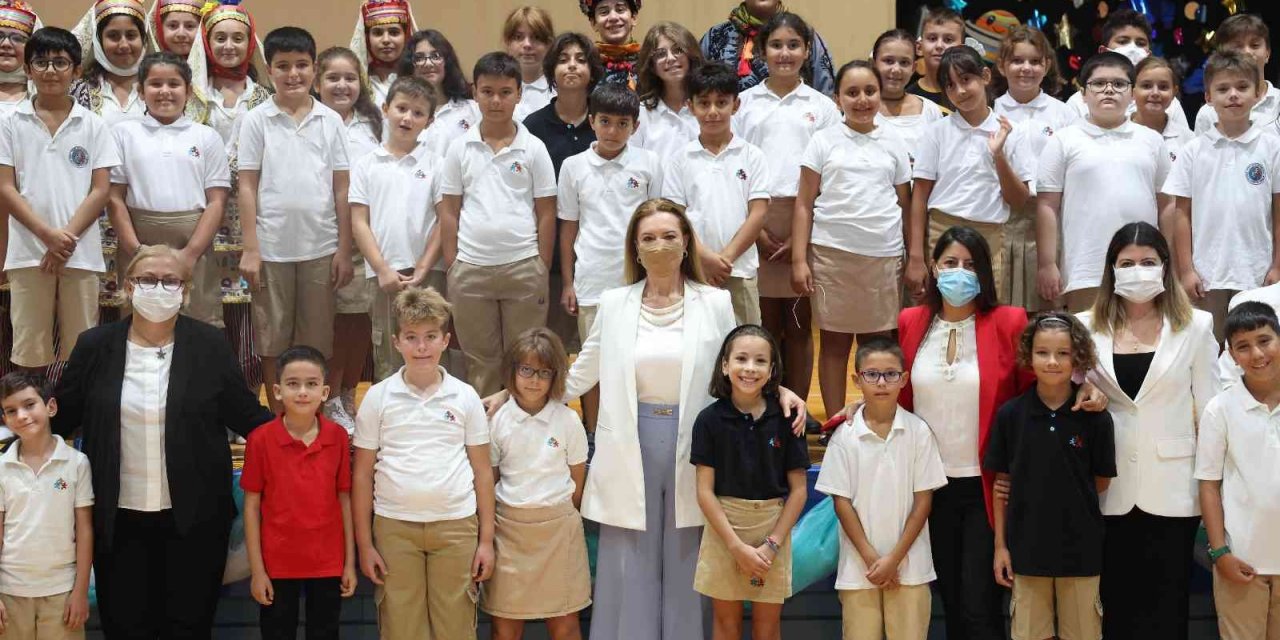 DEÜ’ye bağlı Özel 75. Eğitim Kurumlarında okul heyecanı