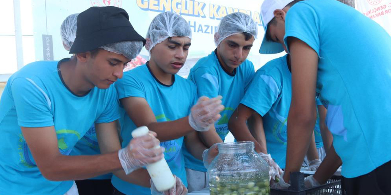 Efeler Gençlik Kampı kışa hazırlanıyor