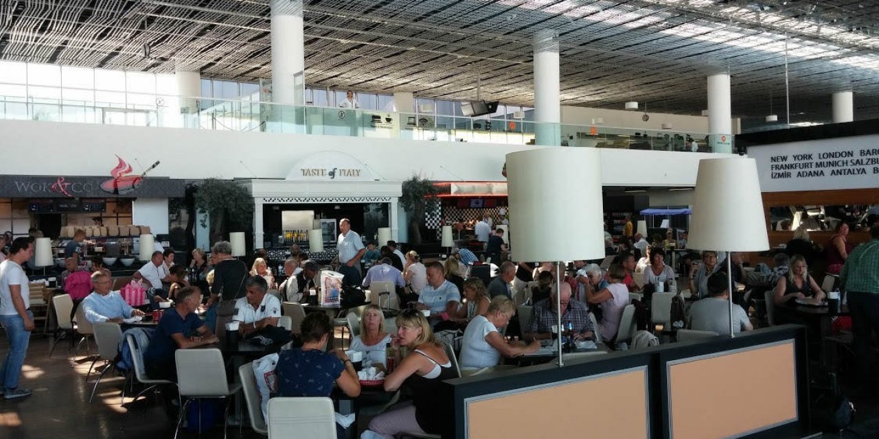 Milas-Bodrum Havaalanı 754 bin 736 yolcuya hizmet verdi