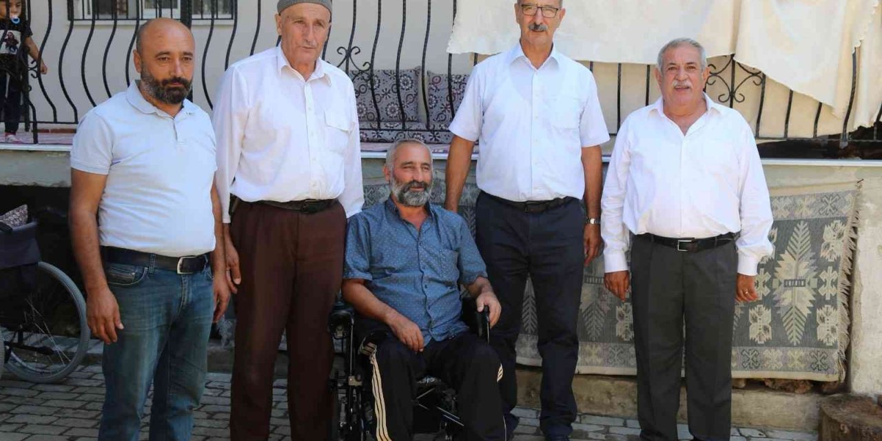 Başkan Atay’dan bedensel engelli Yafgu’ya akülü sandalye