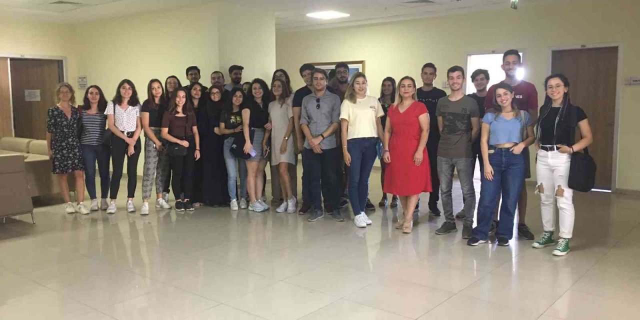 ADÜ’lü intörn öğrencileri Aydın İl Sağlık Müdürlüğü’nün çalışmalarını inceledi