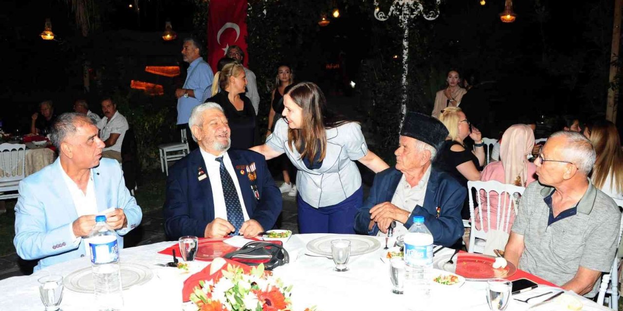 Balçova’da gazilerin onuruna yemek