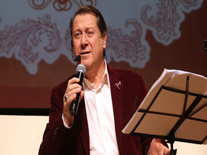 Ahmet Özhan Esenler’e Konuk Oldu