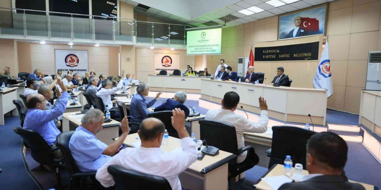 Denizli’de hayvancılığa destek sürüyor