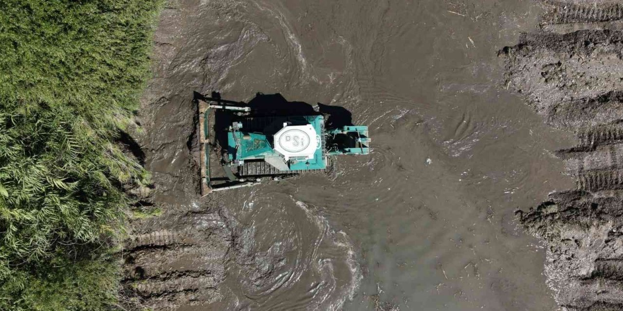 Bozdoğan’da yatak temizleme çalışmaları yapıldı