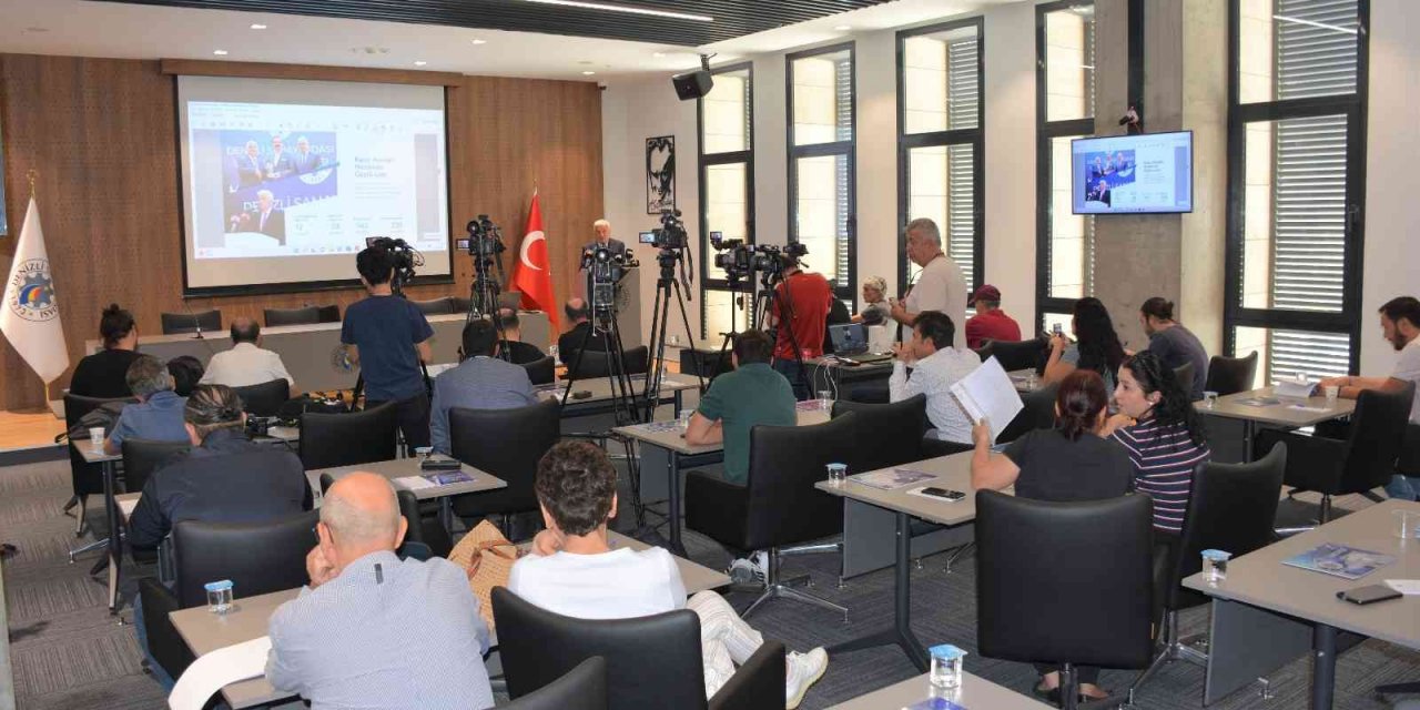 Keçeci; “Masasından sandalyesine haczedilmiş DSO’yu bu günlere getirdik”