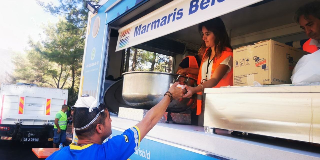 Marmaris Belediyesi yangın bölgesinde