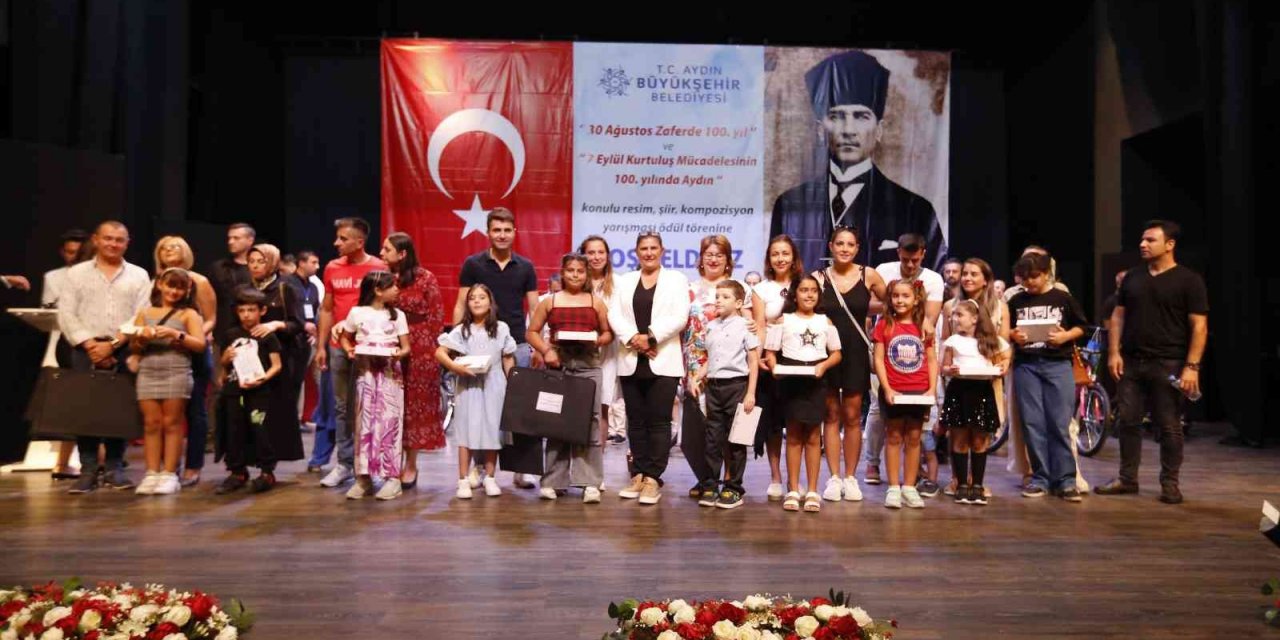 Çocuklar ödüllerini Başkan Çerçioğlu’ndan aldı