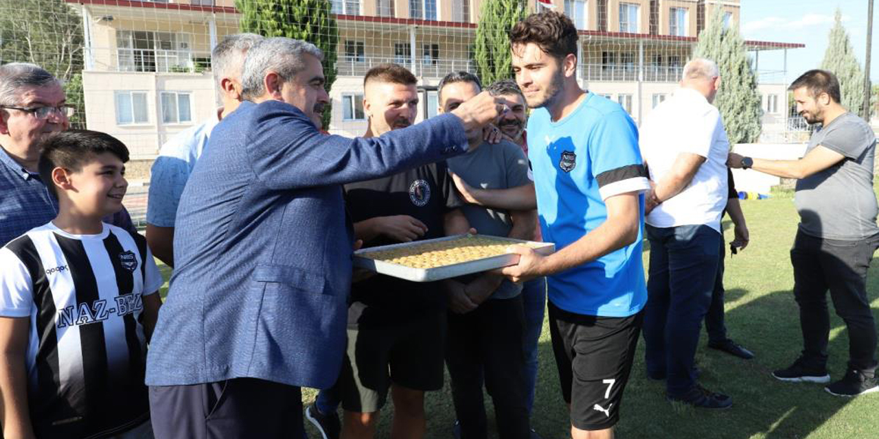 MHP’den Naz Naz’a baklava dopingi
