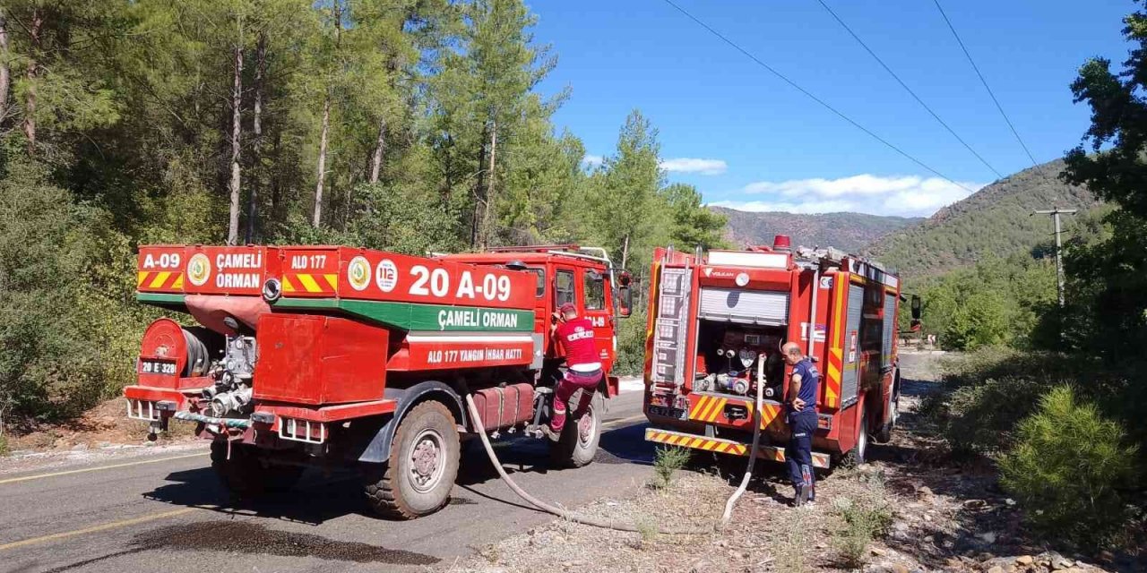 Manisalı itfaiyeciler Marmaris’te yangınla mücadele ediyor