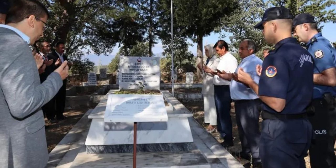 Karacasulu Şehit Akar, mezarı başında anıldı