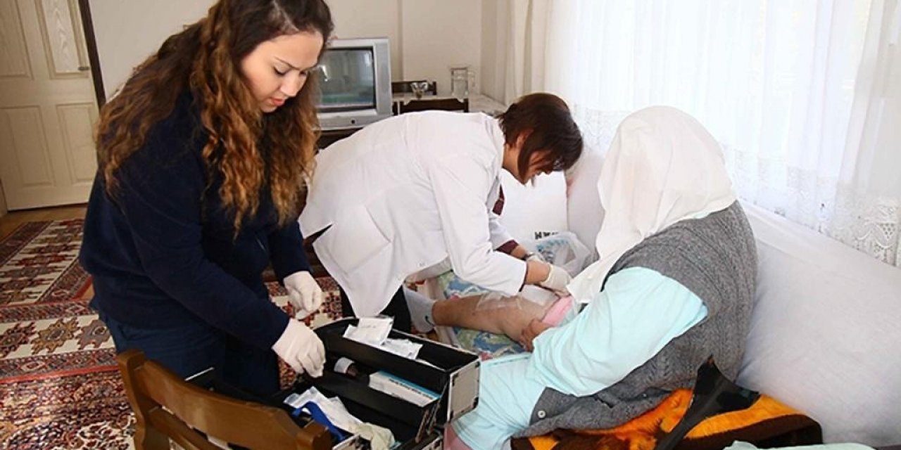 Bayraklı’da ücretsiz sağlık hizmetleri yüzleri güldürüyor