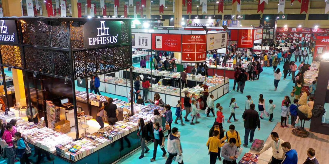 Ege’nin en büyük kitap fuarı kapılarını 5. kez açıyor