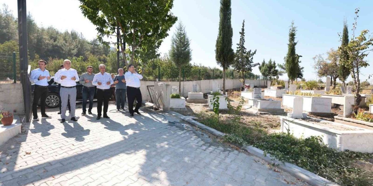 Denizli’de mezarlıklar yenileniyor